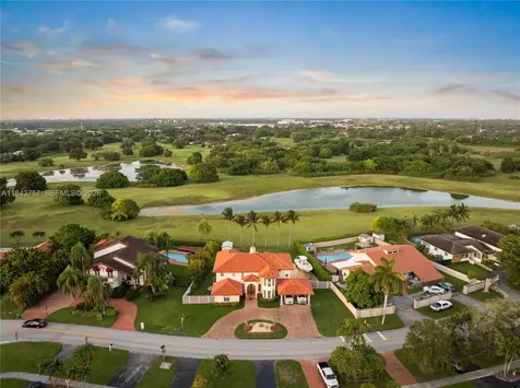 9621 W Calusa Club Drive Miami FL 33186