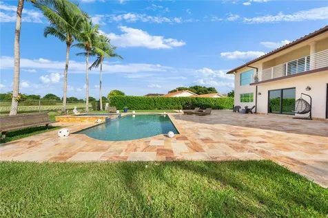 9621 W Calusa Club Drive Miami FL 33186