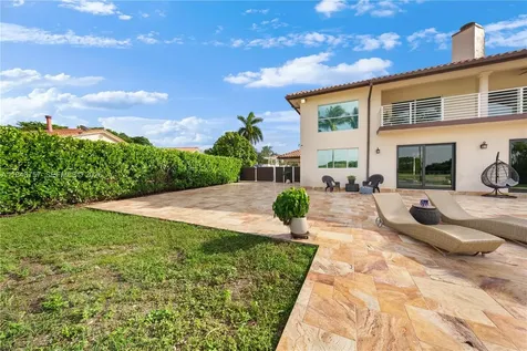 9621 W Calusa Club Drive Miami FL 33186