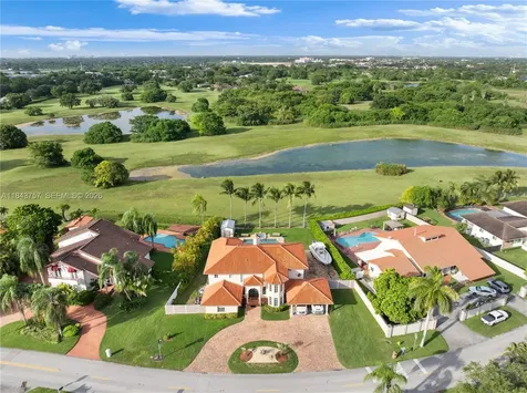 9621 W Calusa Club Drive Miami FL 33186