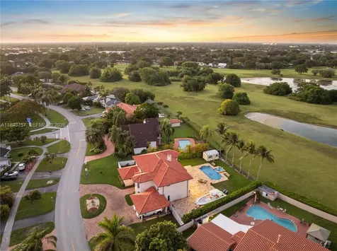 9621 W Calusa Club Drive Miami FL 33186