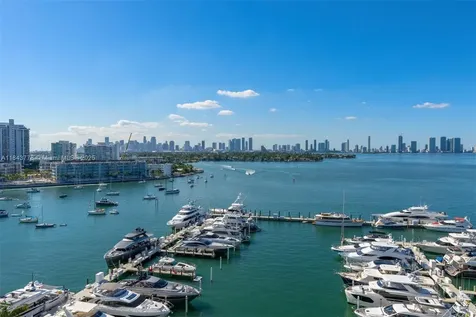 1800 Sunset Harbour Drive Miami Beach FL 33139
