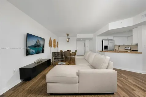 1800 Sunset Harbour Drive Miami Beach FL 33139