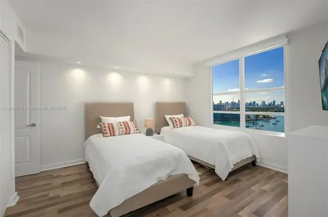 1800 Sunset Harbour Drive Miami Beach FL 33139