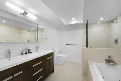 1800 Sunset Harbour Drive Miami Beach FL 33139