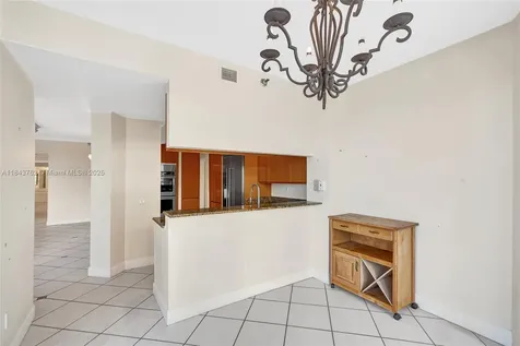 21150 Point Place Aventura FL 33180