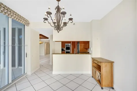 21150 Point Place Aventura FL 33180