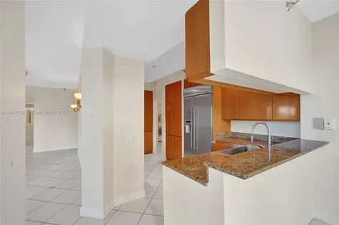 21150 Point Place Aventura FL 33180
