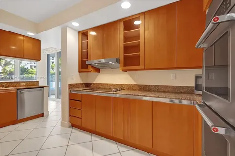 21150 Point Place Aventura FL 33180