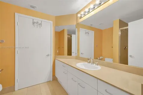 21150 Point Place Aventura FL 33180