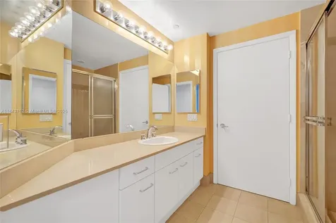 21150 Point Place Aventura FL 33180