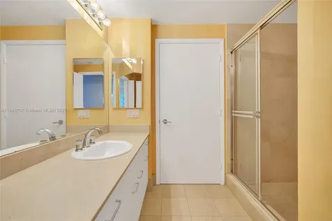 21150 Point Place Aventura FL 33180