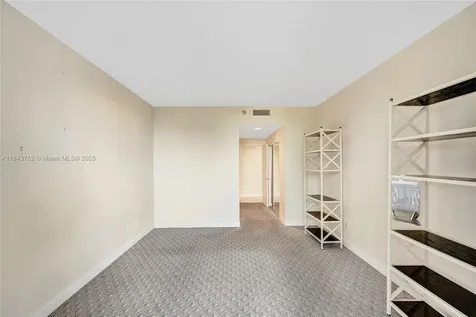 21150 Point Place Aventura FL 33180