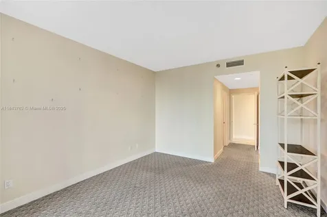 21150 Point Place Aventura FL 33180