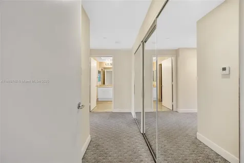 21150 Point Place Aventura FL 33180