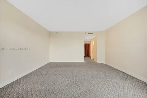 21150 Point Place Aventura FL 33180