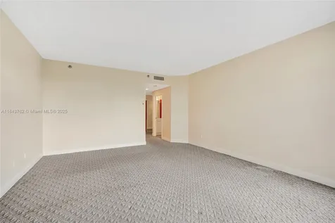 21150 Point Place Aventura FL 33180