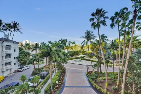 21150 Point Place Aventura FL 33180