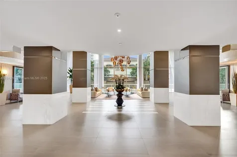 21150 Point Place Aventura FL 33180