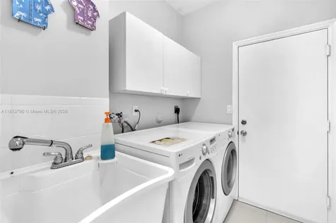 2885 SW 176th Terrace Miramar FL 33029