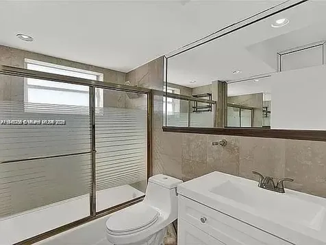 7904 West Drive North Bay Village FL 33141