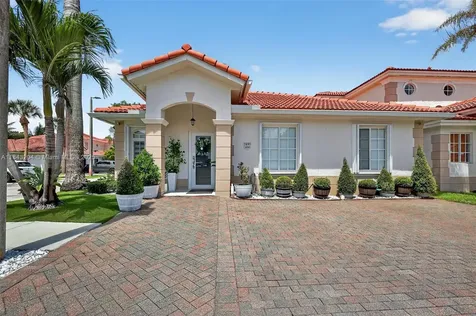7291 NW 173rd Drive Hialeah FL 33015