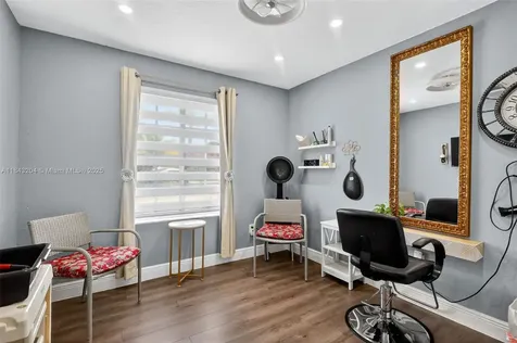 7291 NW 173rd Drive Hialeah FL 33015