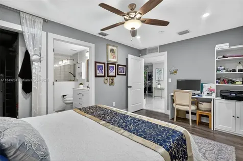 7291 NW 173rd Drive Hialeah FL 33015