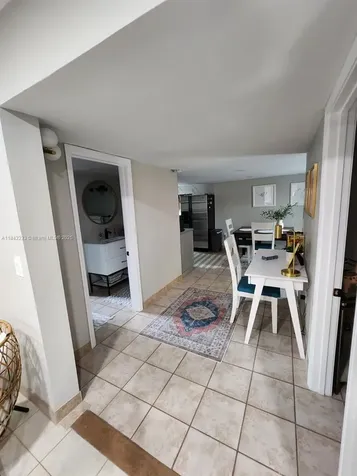 1872 SW 29th Avenue Fort Lauderdale FL 33312