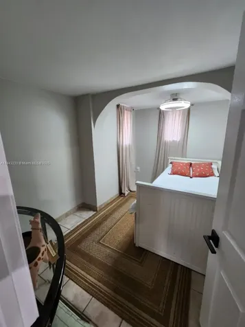 1872 SW 29th Avenue Fort Lauderdale FL 33312