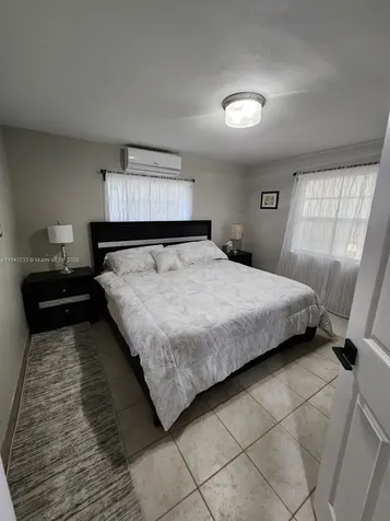 1872 SW 29th Avenue Fort Lauderdale FL 33312