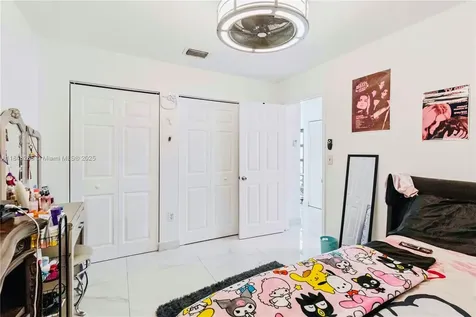 7066 W 30th Lane Hialeah FL 33018