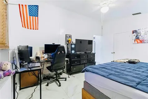 7066 W 30th Lane Hialeah FL 33018