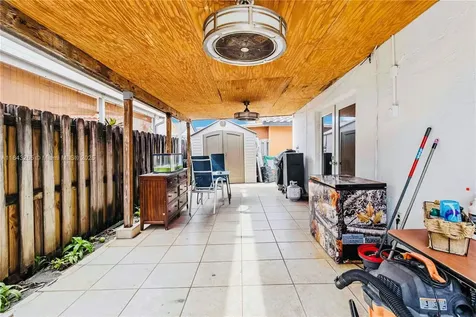 7066 W 30th Lane Hialeah FL 33018