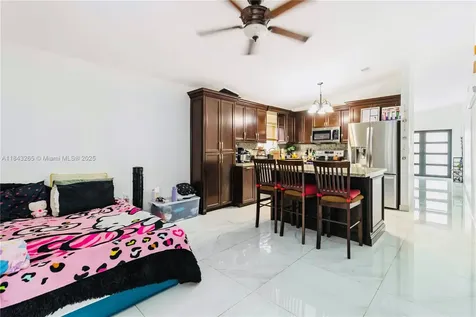7066 W 30th Lane Hialeah FL 33018
