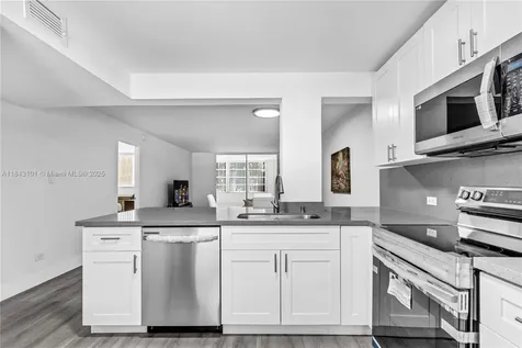 445 NE 195th Street Miami FL 33179