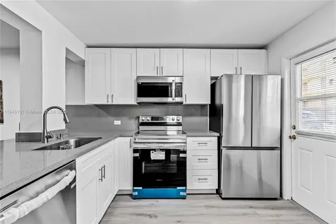 445 NE 195th Street Miami FL 33179