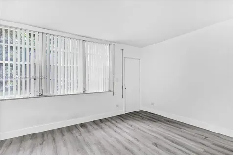 445 NE 195th Street Miami FL 33179