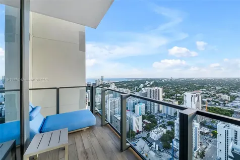 88 SW 7th Street Miami FL 33130