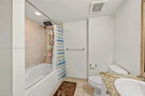 19501 W Country Club Drive Aventura FL 33180
