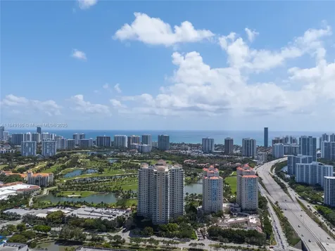 19501 W Country Club Drive Aventura FL 33180