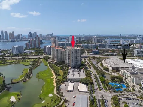 19501 W Country Club Drive Aventura FL 33180