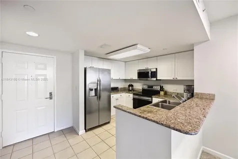 19501 W Country Club Drive Aventura FL 33180