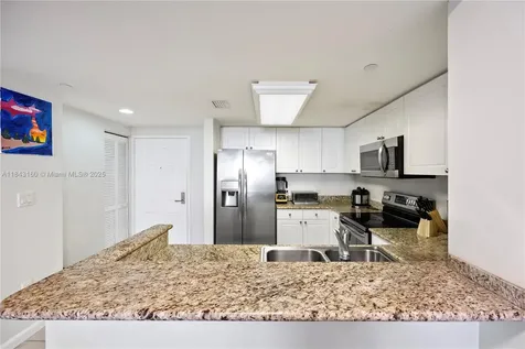 19501 W Country Club Drive Aventura FL 33180