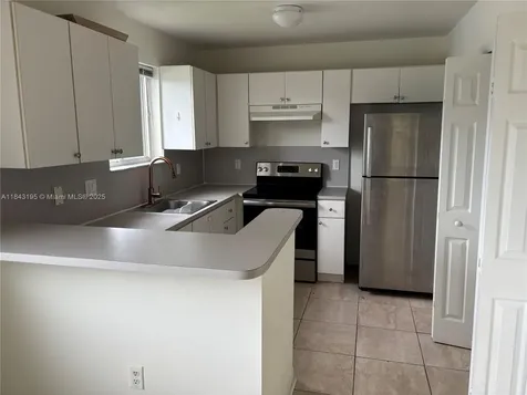 2621 SE 12th Road Homestead FL 33035