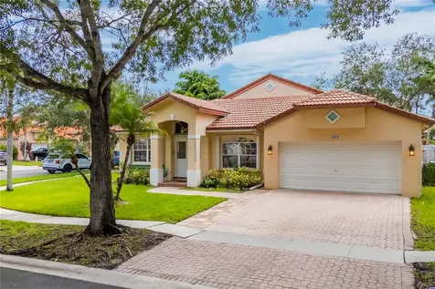 1061 NW 185th Terrace Pembroke Pines FL 33029
