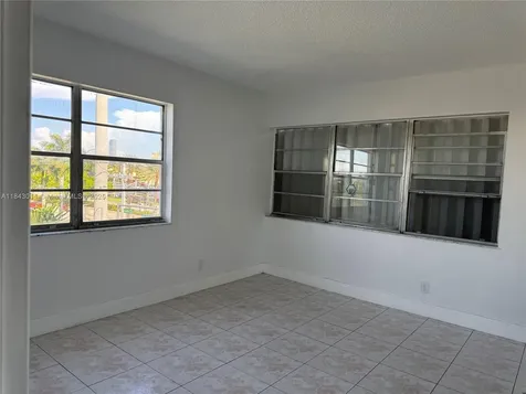 1333 E Hallandale Beach Boulevard Hallandale Beach FL 33009