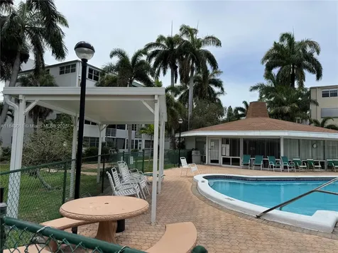 1333 E Hallandale Beach Boulevard Hallandale Beach FL 33009