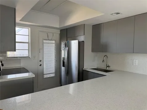 1333 E Hallandale Beach Boulevard Hallandale Beach FL 33009