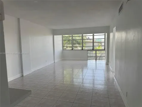 1333 E Hallandale Beach Boulevard Hallandale Beach FL 33009